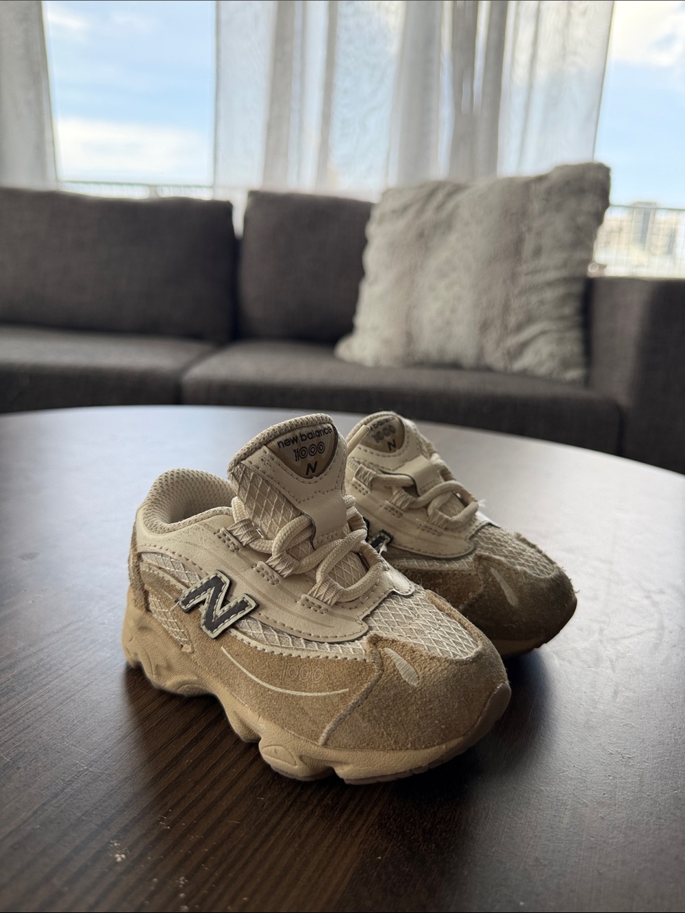 New Balance Kids 1906R Sneaker in Beige and Tan